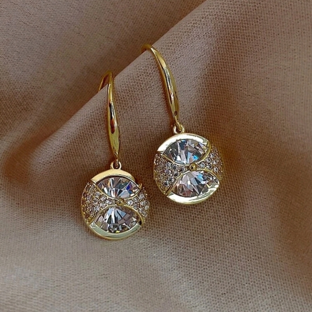 Lauren Conrad earrings